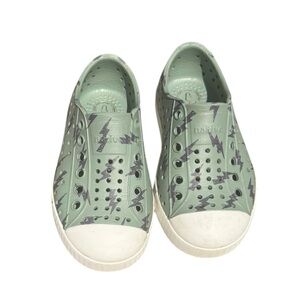 Native Jefferson Slip On Green & Black Lightning Bolt‎ Kids Size C7 Waterproof